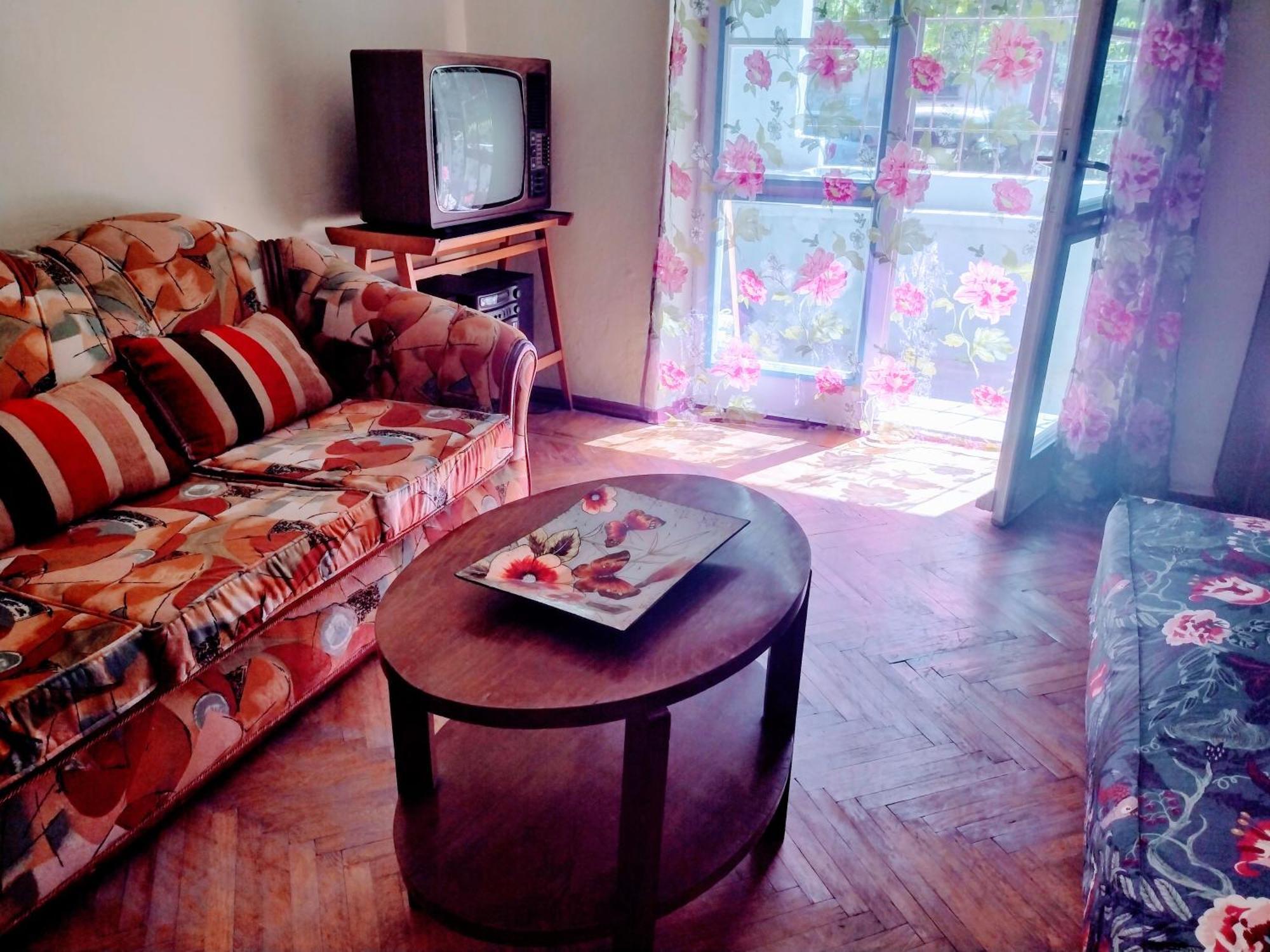 Era Echoes - Preserved Historical Apartment تيرانا المظهر الخارجي الصورة